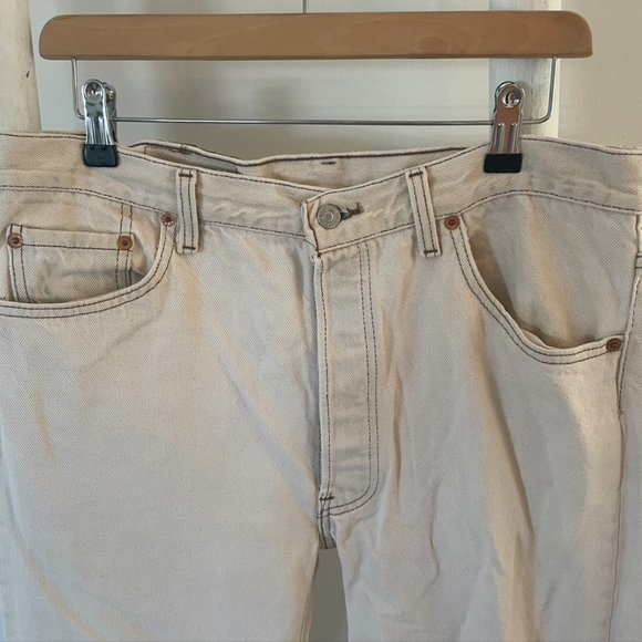 Vintage Levis off white Jeans - Picture 3 of 5